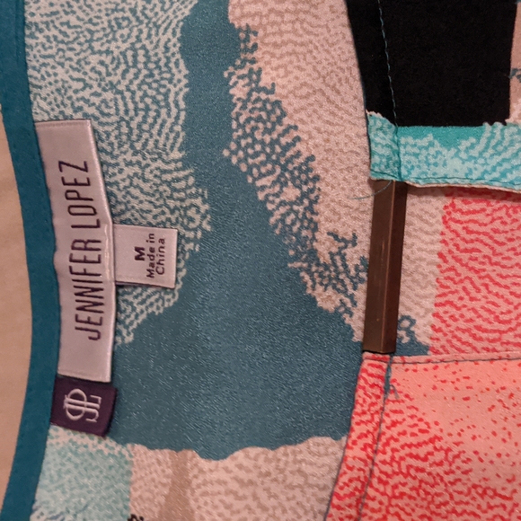 Jennifer Lopez - Picture 2 of 5